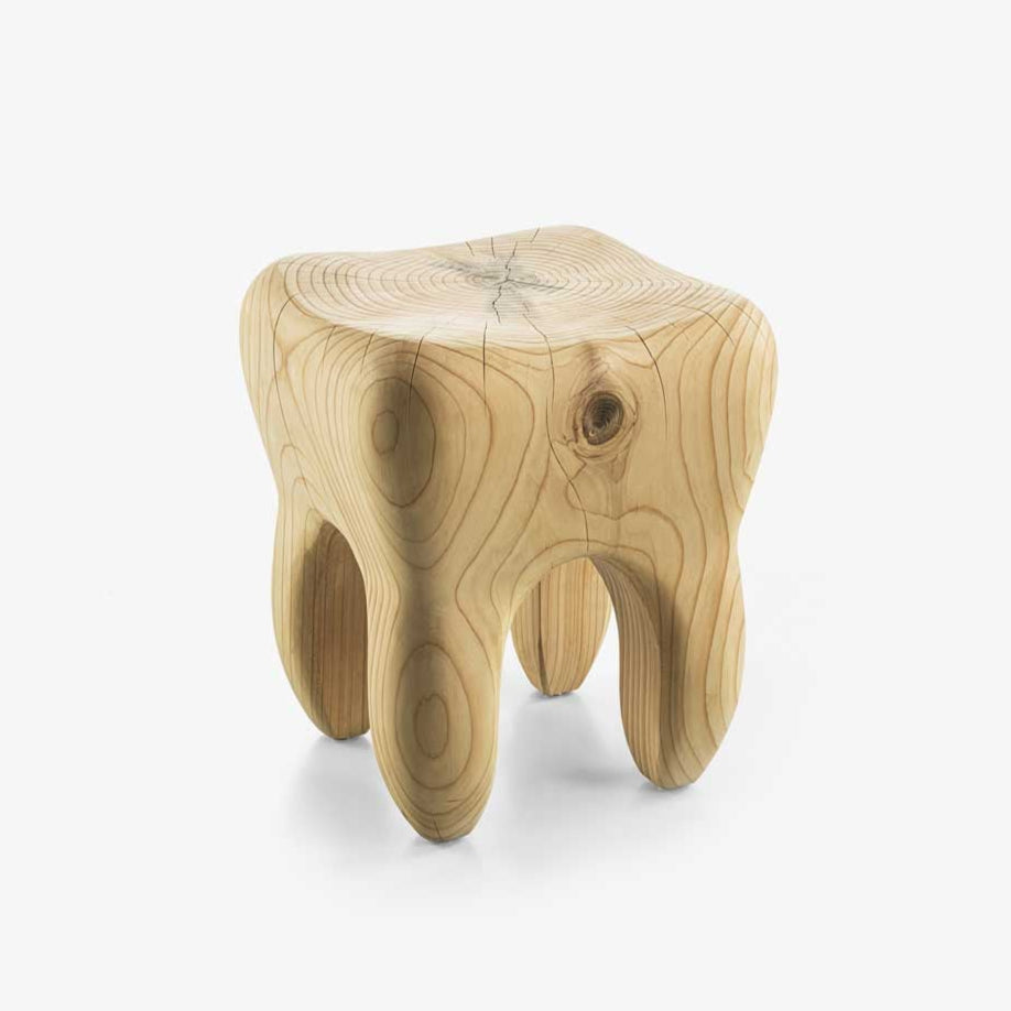 MOLAIRE - Low cedarwood stool.