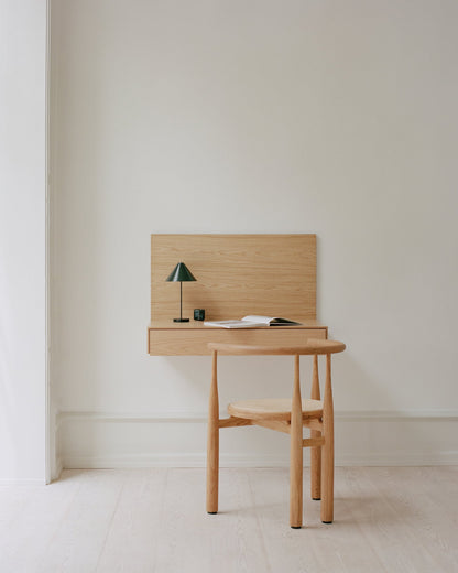 Tana wall mounted desk, oak