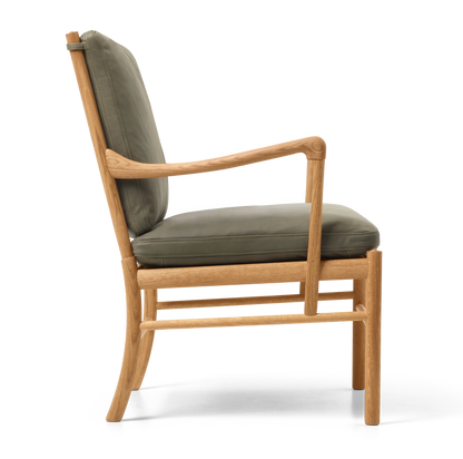 EO16 EMBRACE FOOTSTOOL
