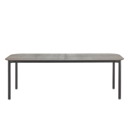 PIPER 030 - Extending Lapitec® garden table.