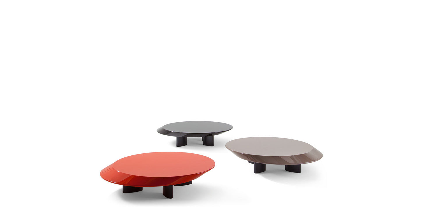 Accordo coffee table.