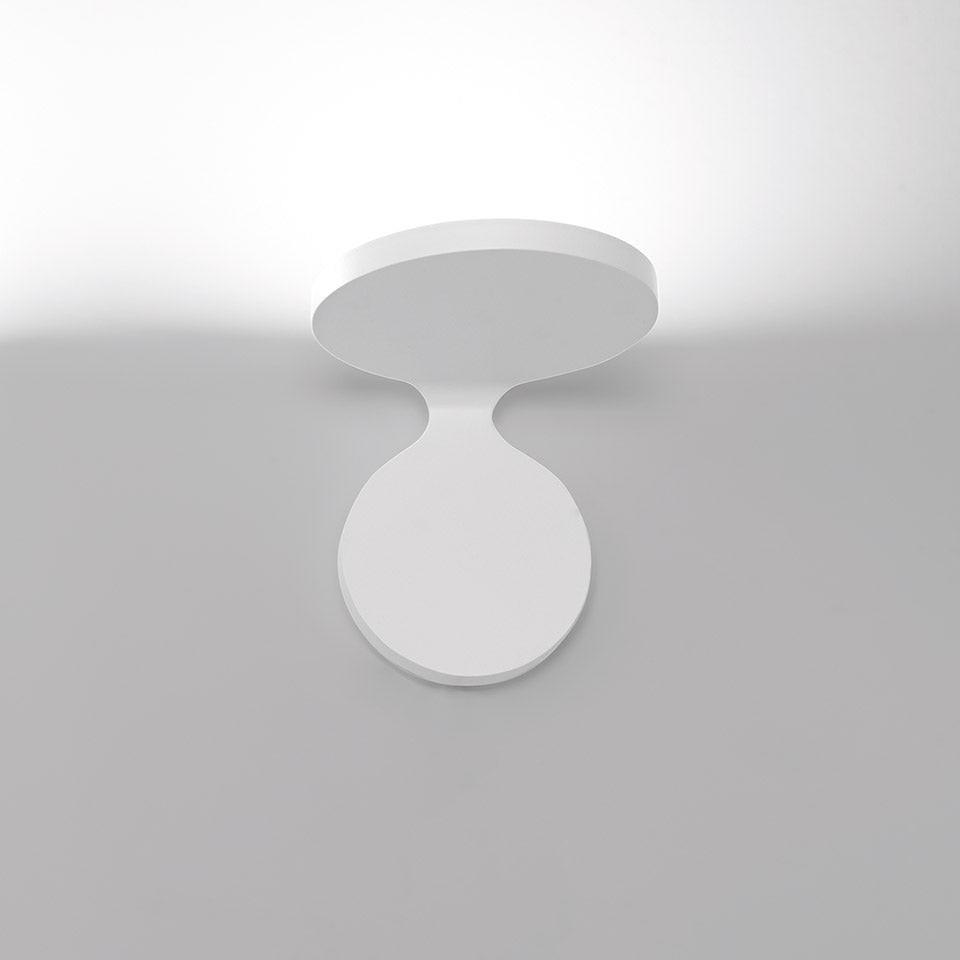 Rea 17 Wall Lamp.