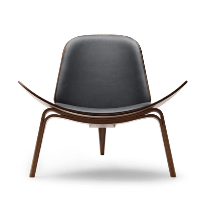 CH07 | Shell Chair by Carl Hansen & Søn #Walnut / Oiled / Leather Thor 301