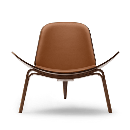 CH07 | Shell Chair by Carl Hansen & Søn #Walnut / Oiled / Leather Thor 307
