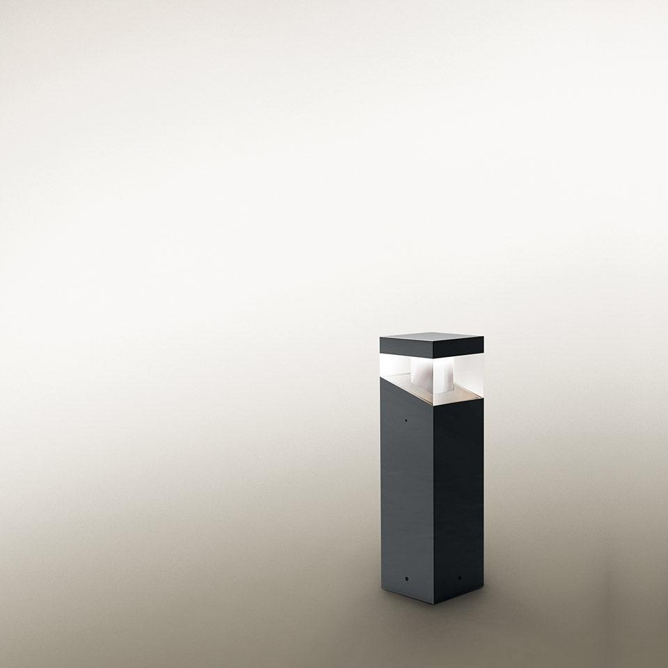 Tetragono 45 Floor Lamp.