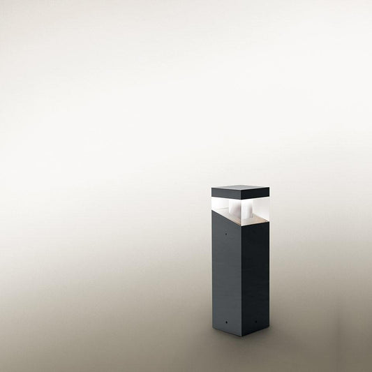 Tetragono 45 Floor Lamp.