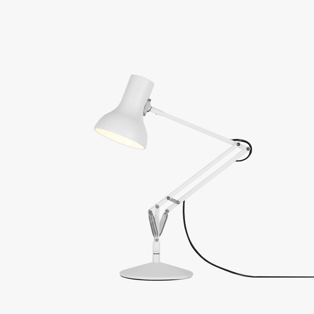 Type 75 Mini Desk Lamp.