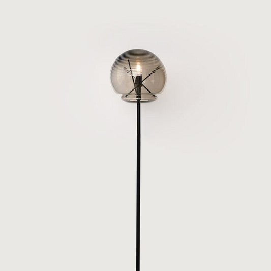 Vitruvio Floor Lamp.