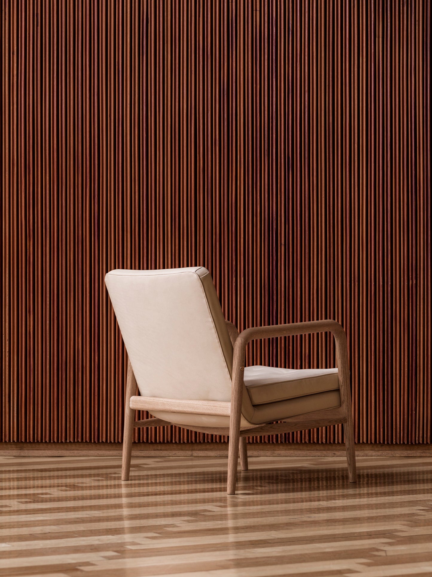 VLA76 FOYER SERIES