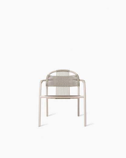 CLEO - Aluminium garden lounge chair with armrests by Vincent Sheppard