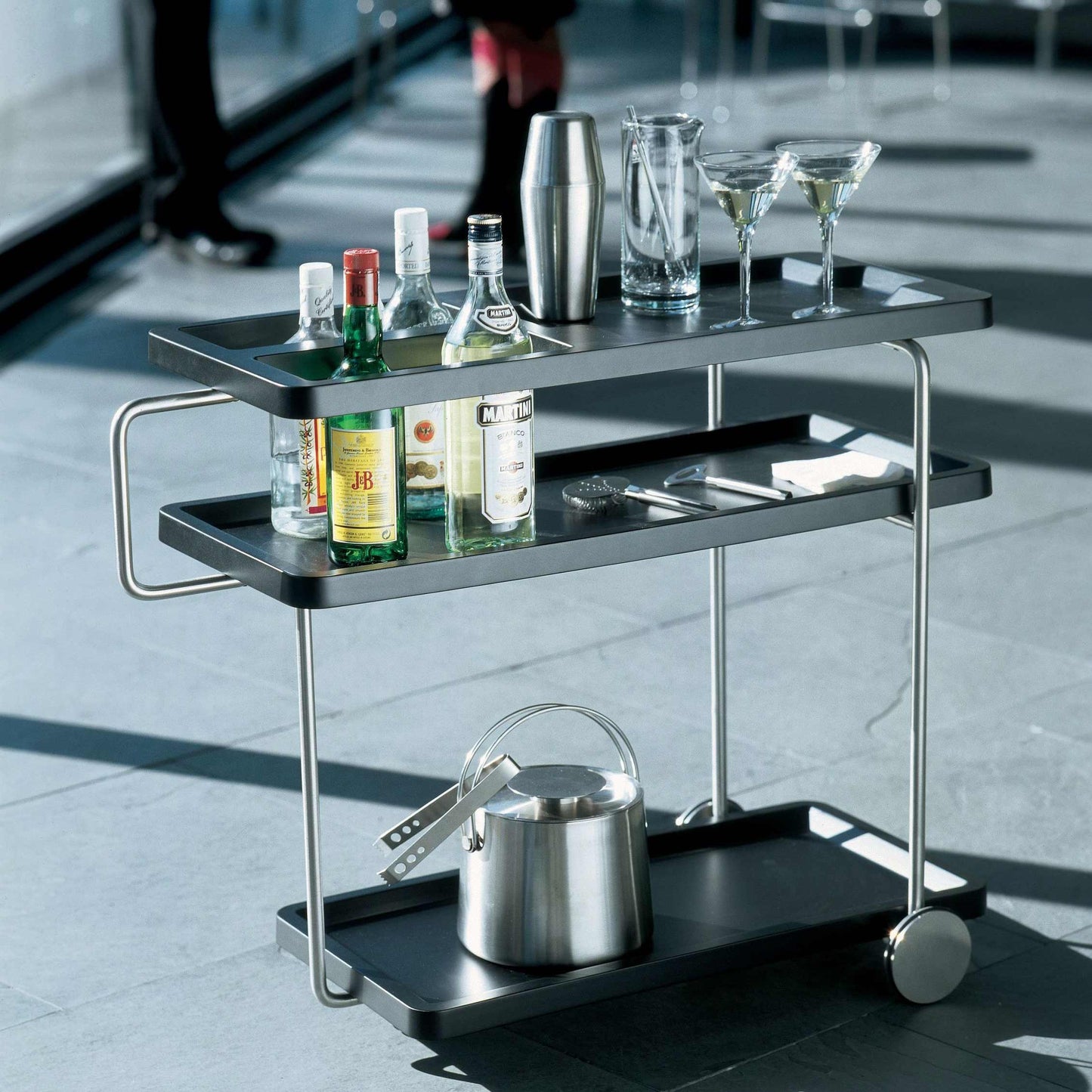 Drinks Trolley Happy Hour Servicebar by Bd Barcelona Design #Balck